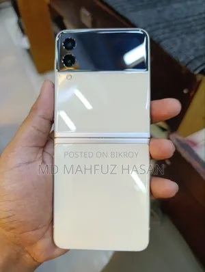 Samsung Galaxy Z Flip 3 128 GB Gold