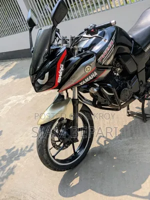 Yamaha 2013 Black