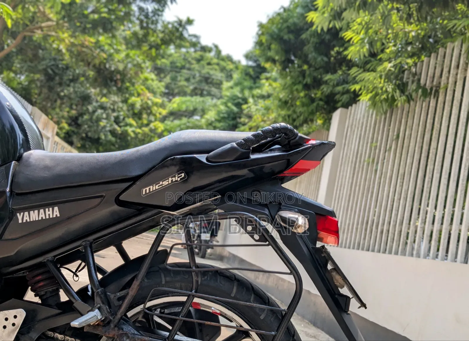 Yamaha 2013 Black