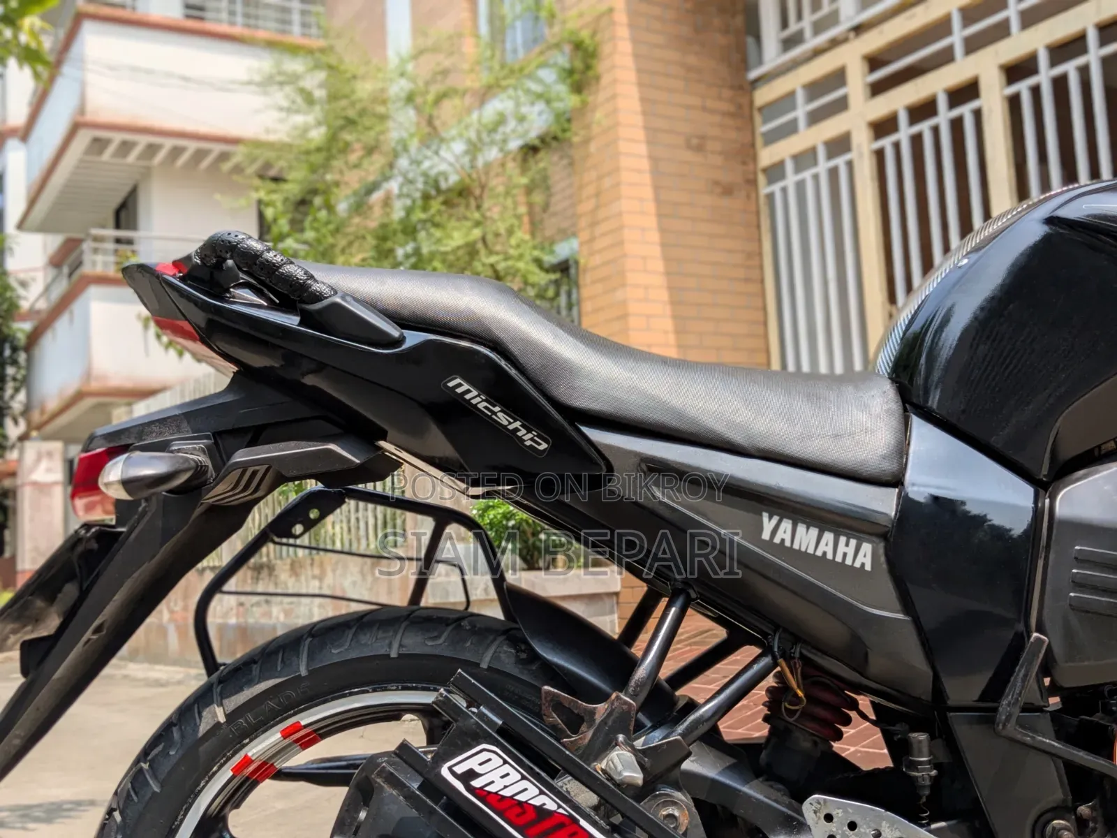 Yamaha 2013 Black