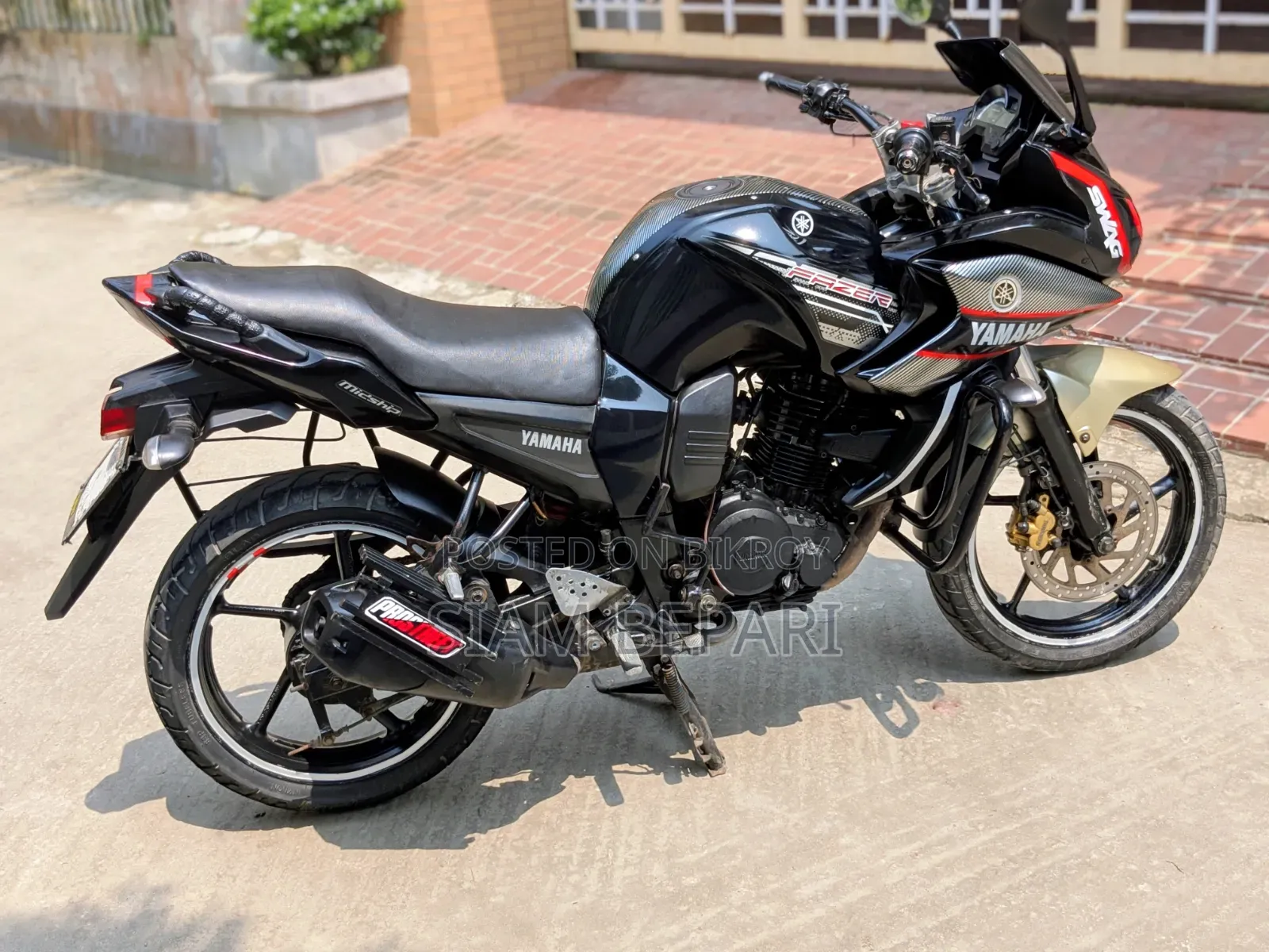 Yamaha 2013 Black