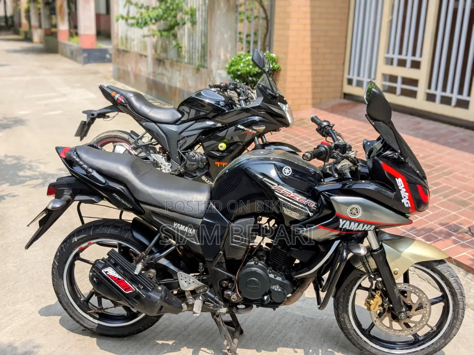 Yamaha 2013 Black