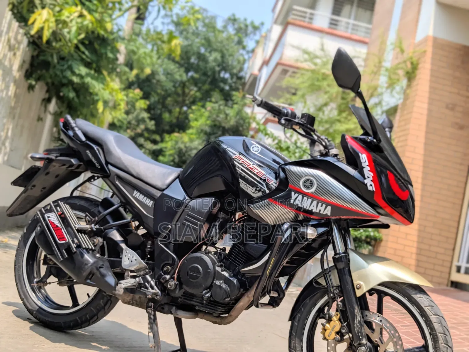 Yamaha 2013 Black