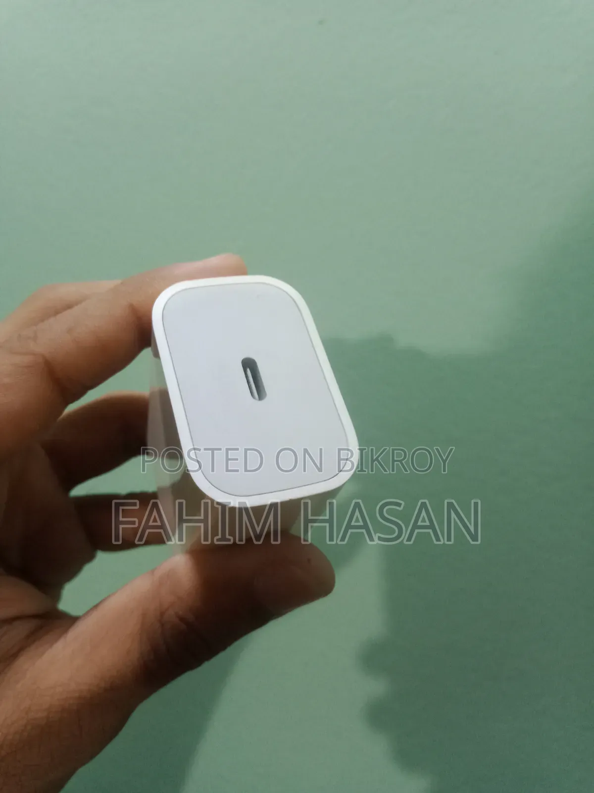 Apple iPhone 20W 2-pin Charger