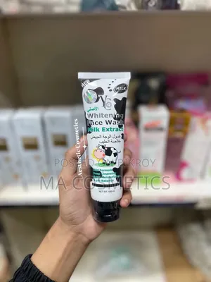 Yc Whitening Face Wash (Milk Extract) – 100m