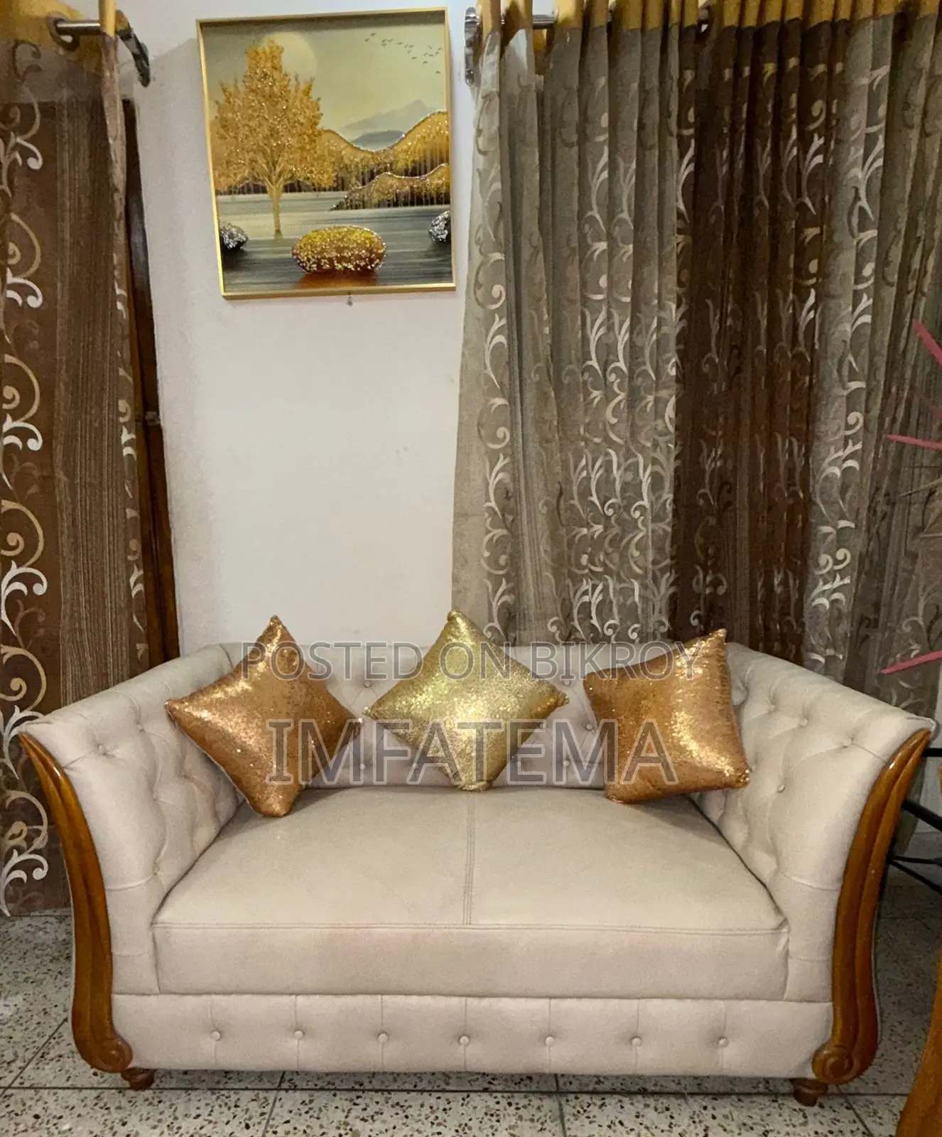 লাক্সারি ৭-সিটার চেস্টারফিল্ড স্টাইল সোফা সেট (৩+২+১+১) বিক্রয়ের জন্য / সোফা