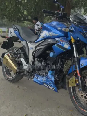 সুজুকি জিক্সার মনোটোন ২০২০ নীল