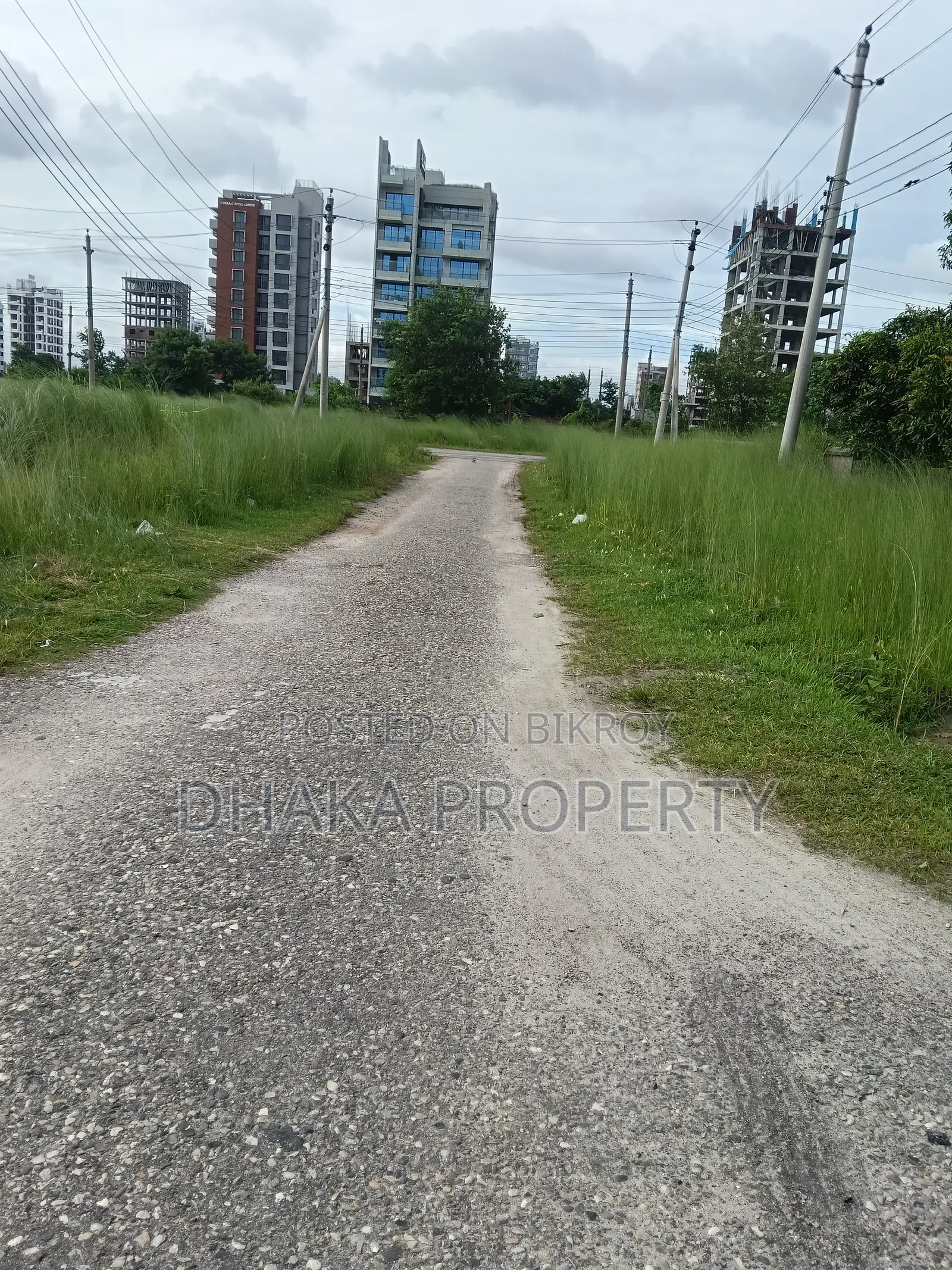 30/60ft Corner 5 Katha South at Sector-16/A