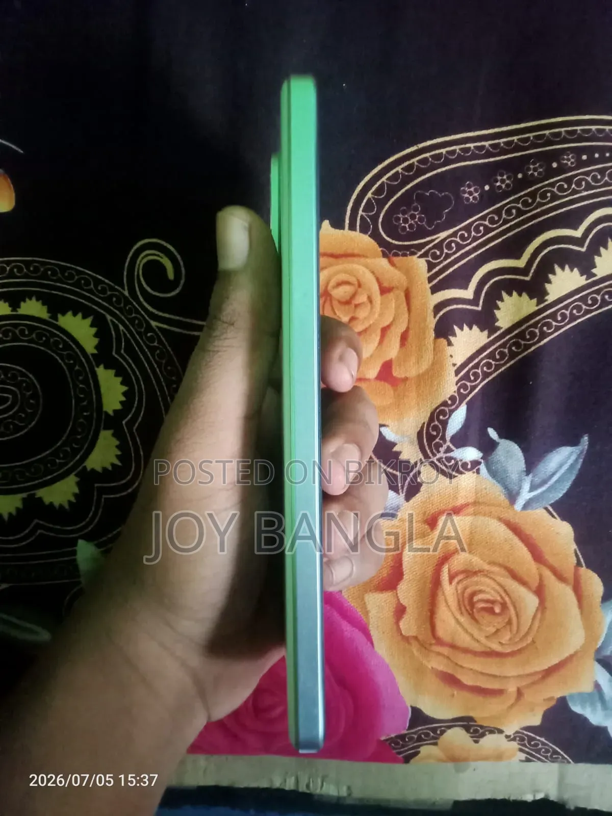 নতুন আইকিউওও জেড১০ ২৫৬ জিবি সাদা