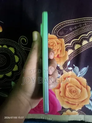 নতুন আইকিউওও জেড১০ ২৫৬ জিবি সাদা