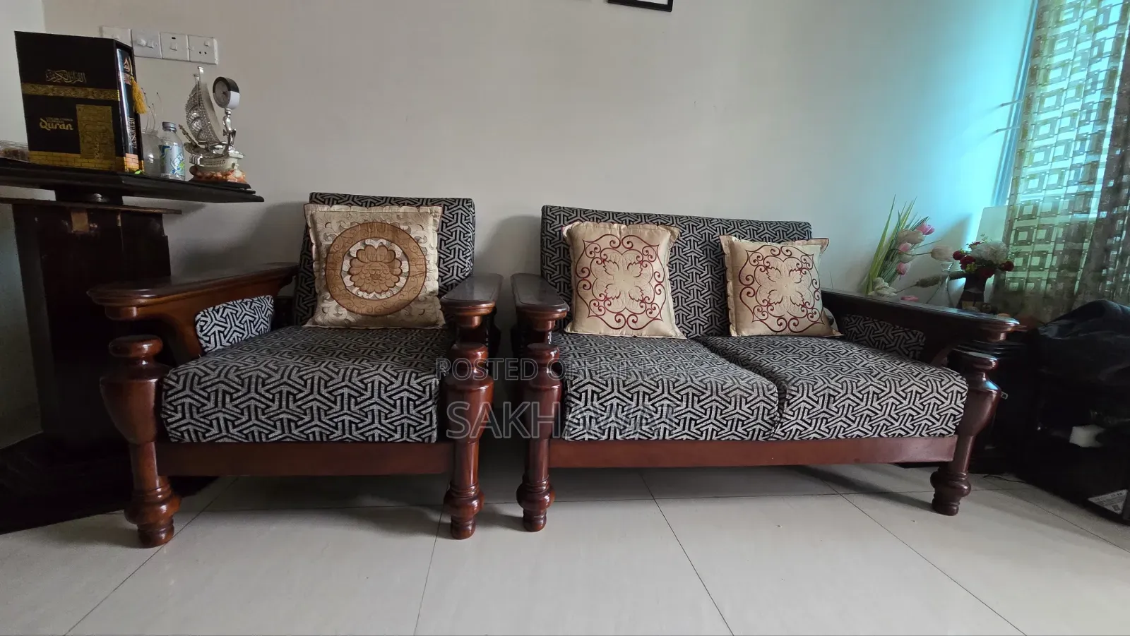 Sofa Set Tea Table