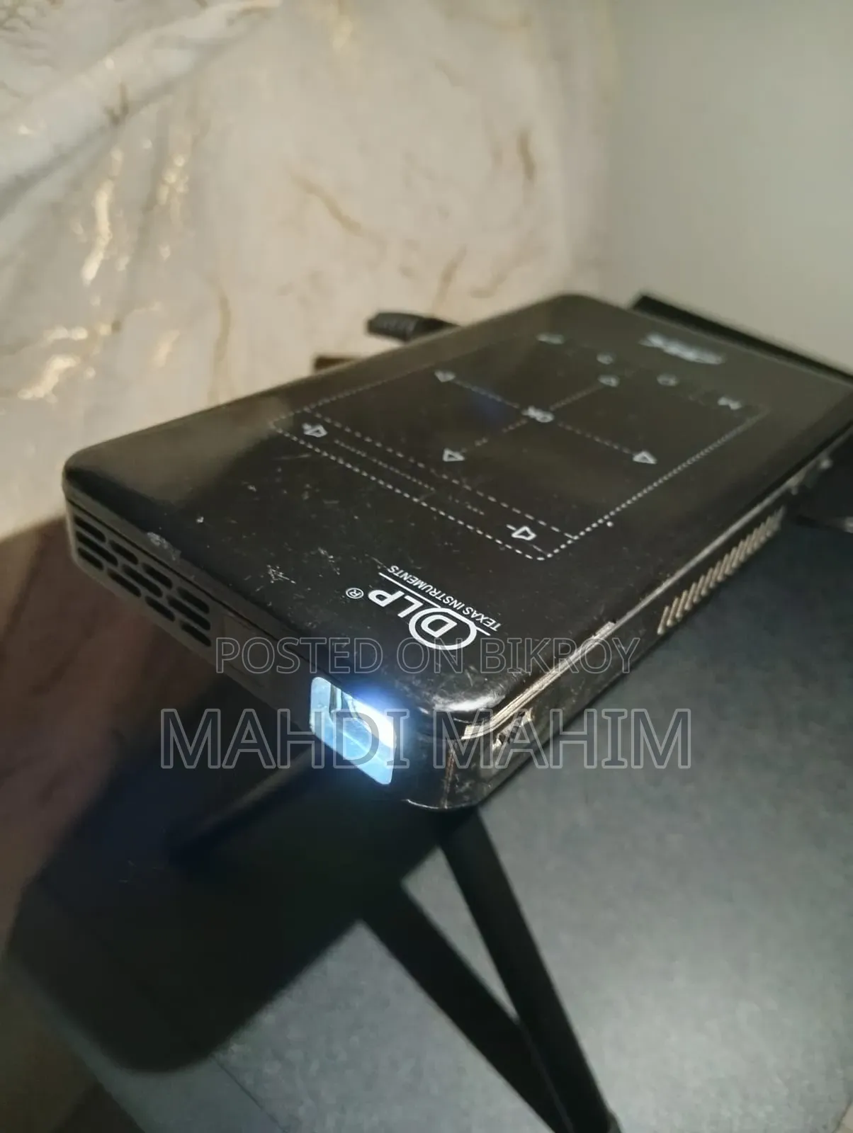 Mini Pocket Projector