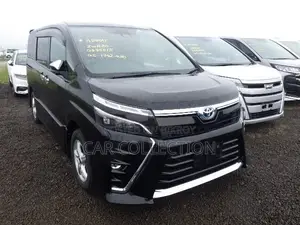 Toyota Voxy 2021 Black