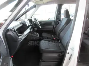 Toyota Noah 2022 Pearl
