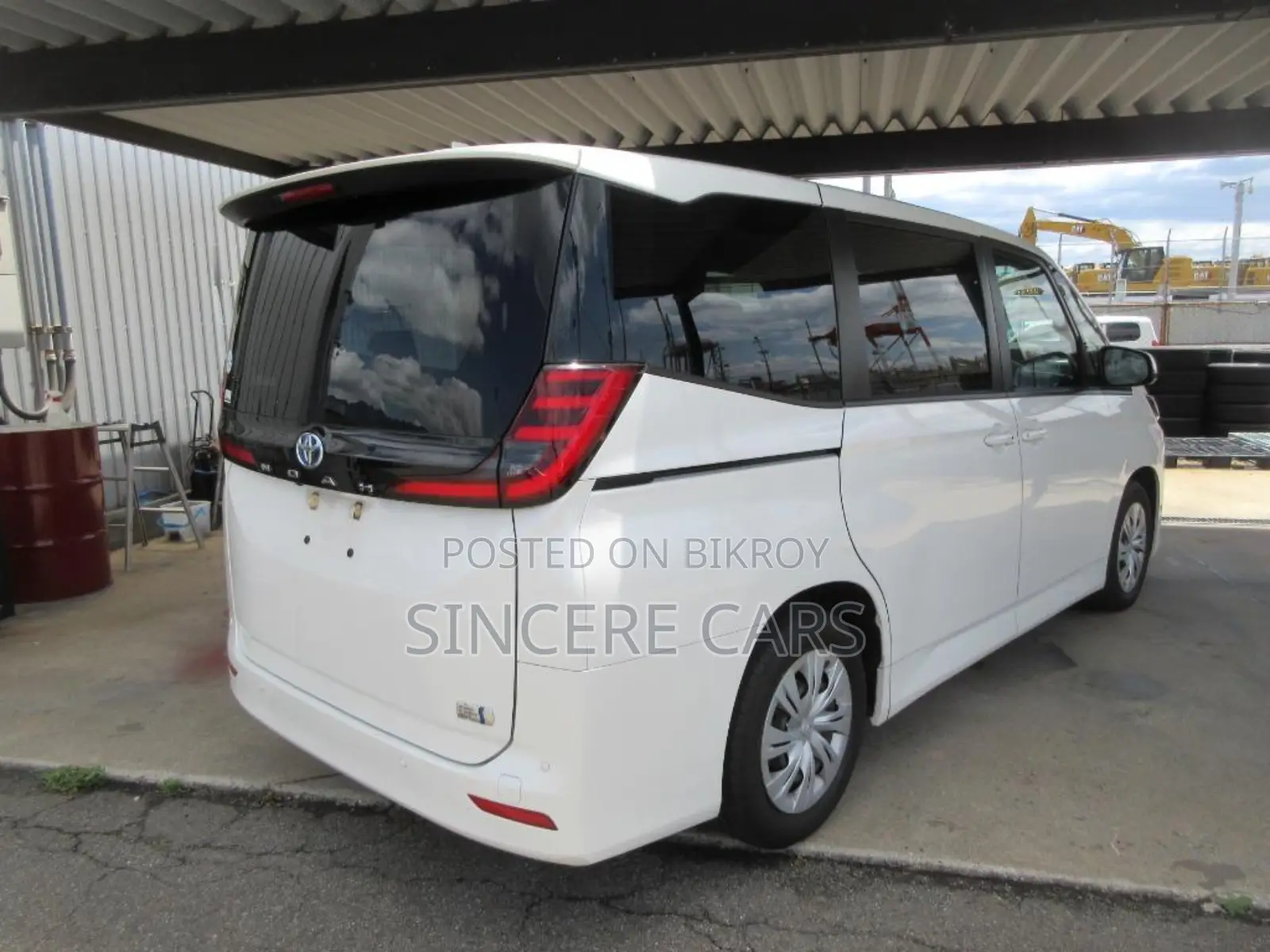 Toyota Noah 2022 Pearl