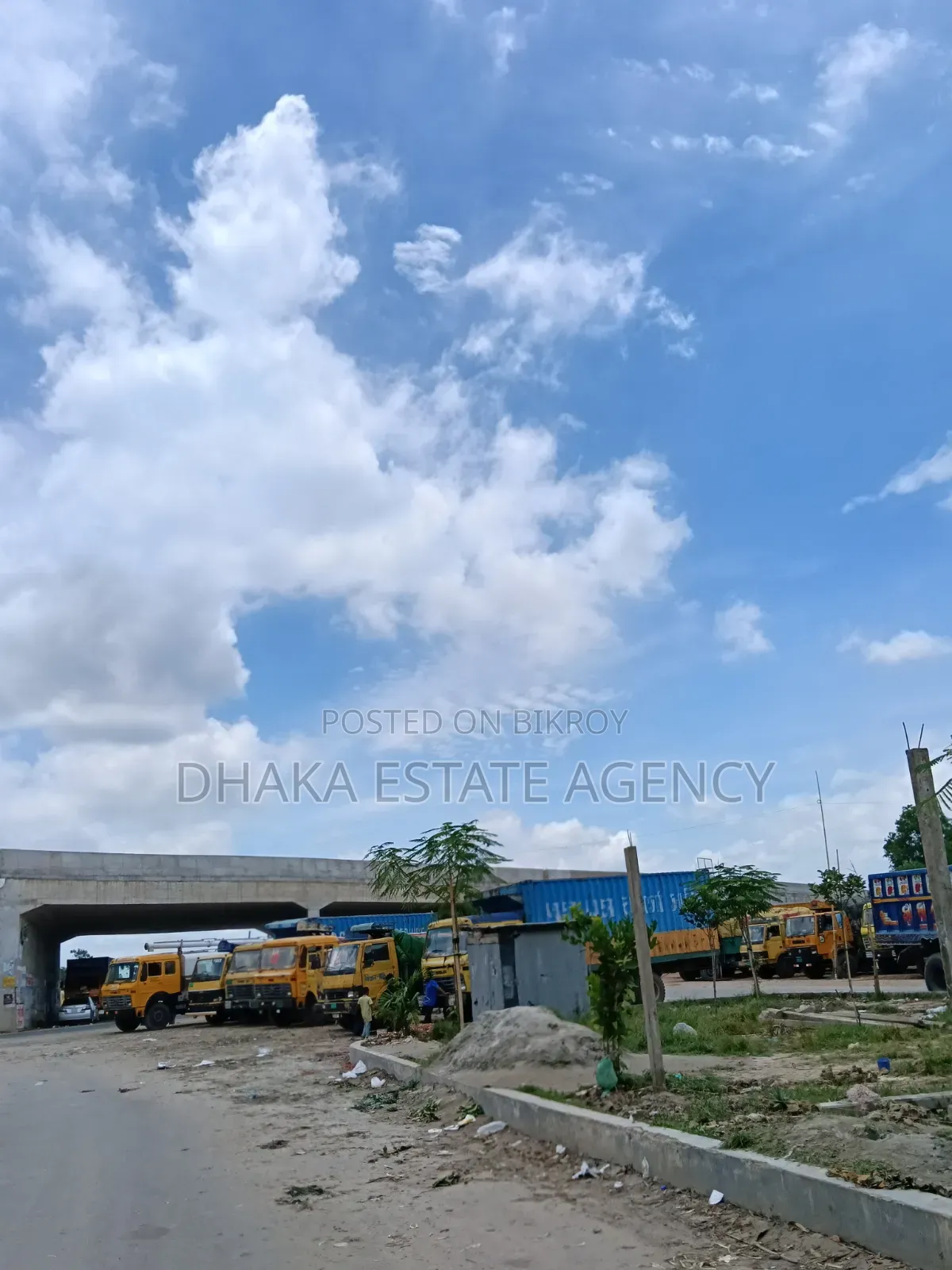 সেক্টর-২৮, দক্ষিণমুখী ৩ কাঠার প্লট বিক্রয়