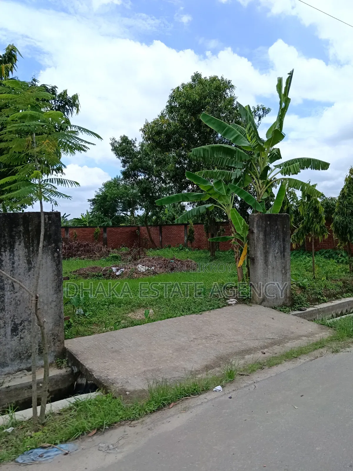 সেক্টর-২৩, দক্ষিণমুখী ৩ কাঠা প্লট বিক্রয় হবে