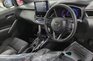 Toyota Corolla Cross 1.8 Hybrid FWD 2022 Pearl