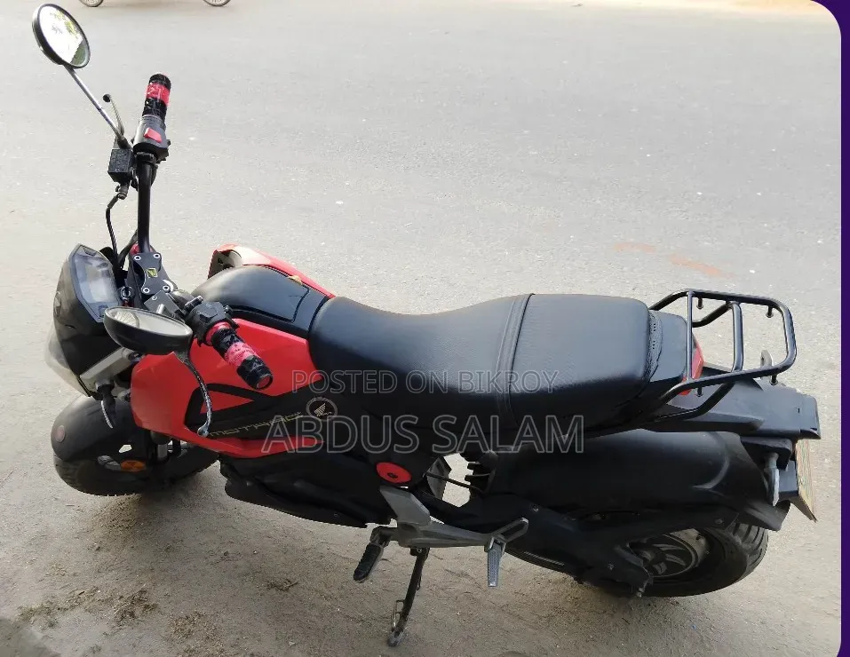 Honda 2022 Red