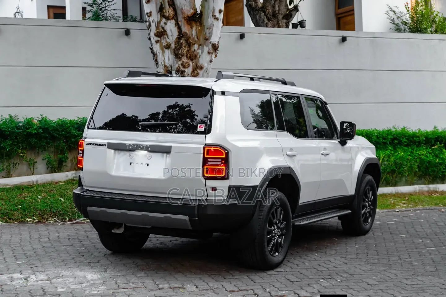 New Toyota Land Cruiser Prado 2.7 2025 White