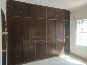 4-bedroom Apartment in Mirpur DOHS for rent