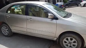 টয়োটা করোল্লা ২০০১ গোল্ড
