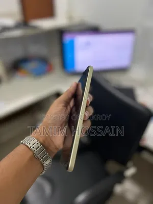 Vivo Y16 64 GB Gold