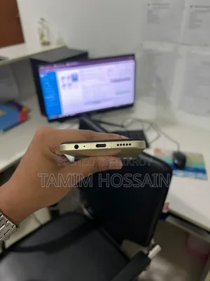 Vivo Y16 64 GB Gold