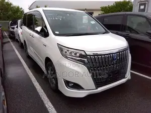 Toyota Esquire 2021 Pearl