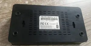 8-Port 10/100 MBPS Greennet Switch