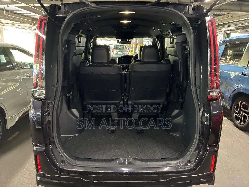 Toyota Esquire 2021 Black