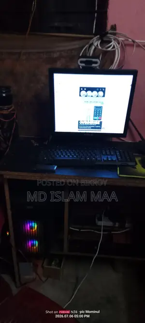 Desktop Computer 4GB Intel Core i3 HDD+SSD 128GB
