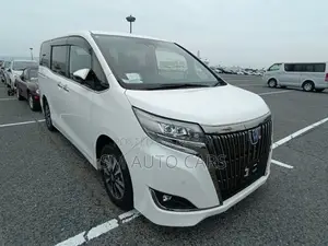 Toyota Esquire 2021 Pearl