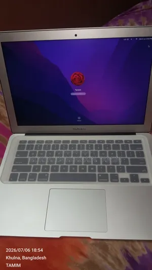 ল্যাপটপ অ্যাপল ম্যাকবুক এয়ার ২০১৭ ৮জিবি ইন্টেল কোর আই৫ এসএসডি ১২৮জিবি