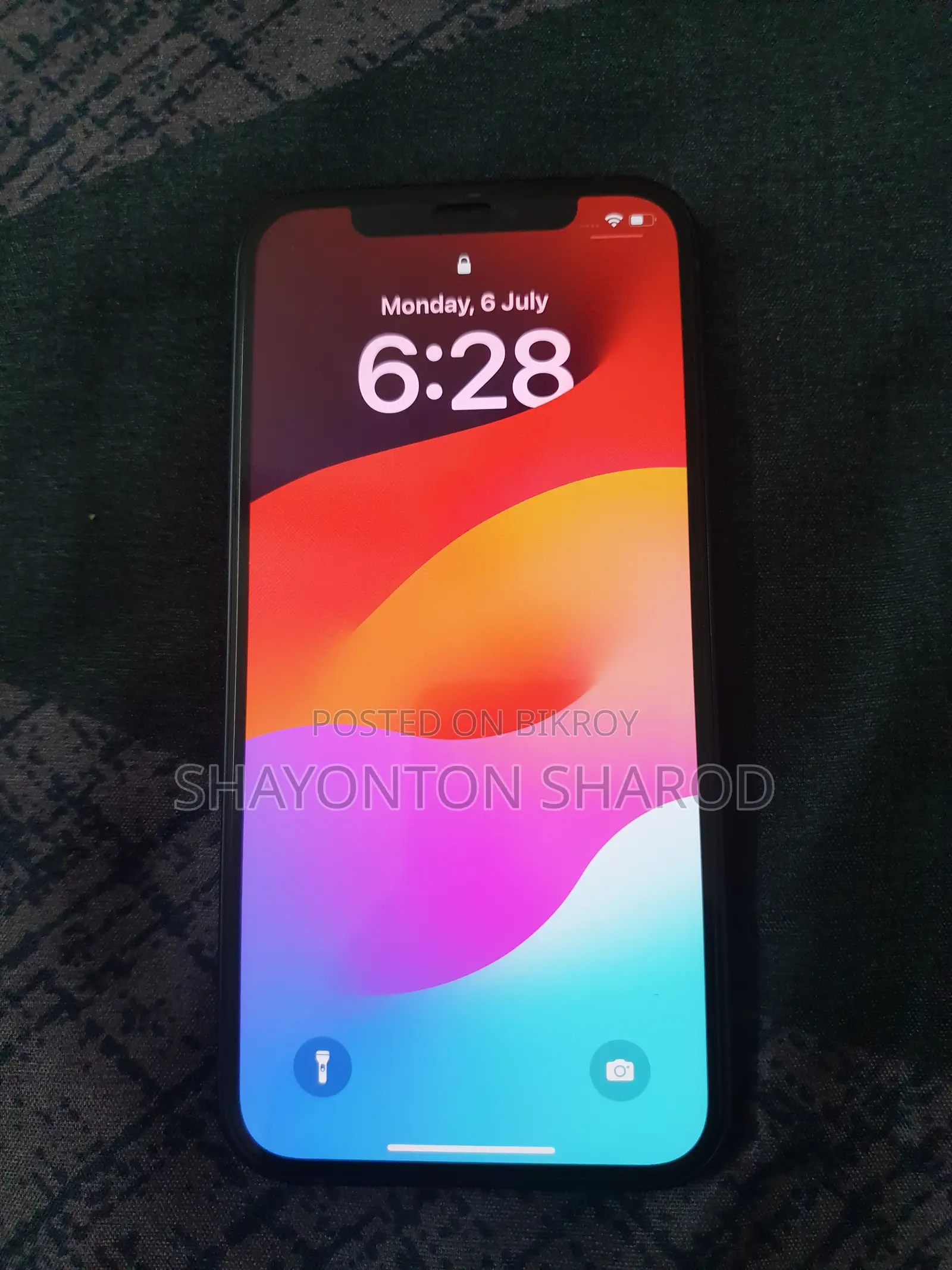 অ্যাপল আইফোন ১২ ৬৪ জিবি ব্ল্যাক