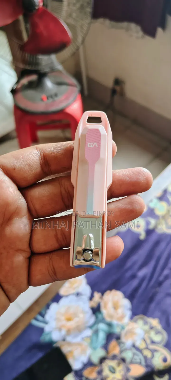 কাঠের টাকা জমানোর বক্স