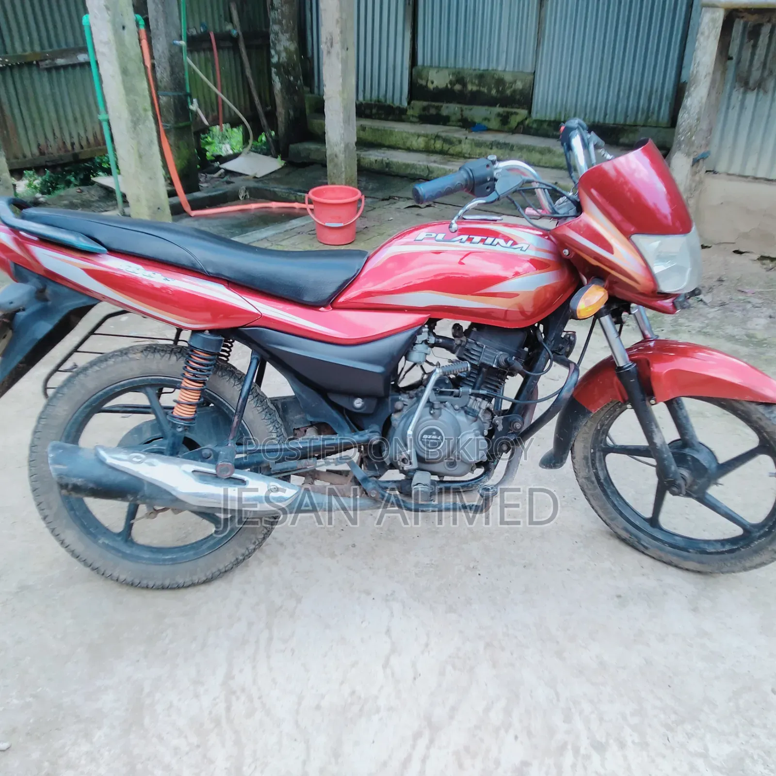 Bajaj Platina 100 2016 Orange