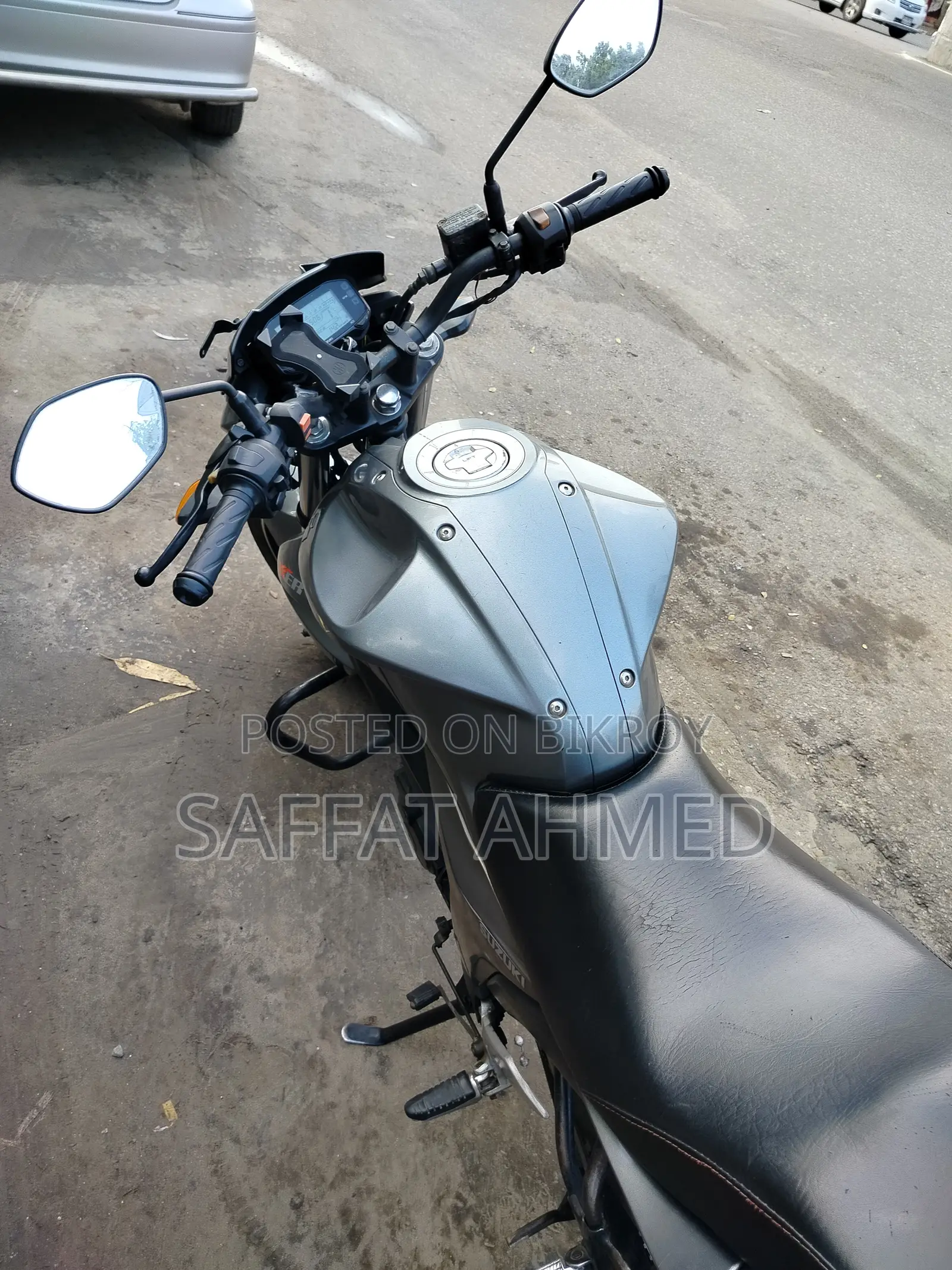 Suzuki Gixxer Monotone 2015 Gray