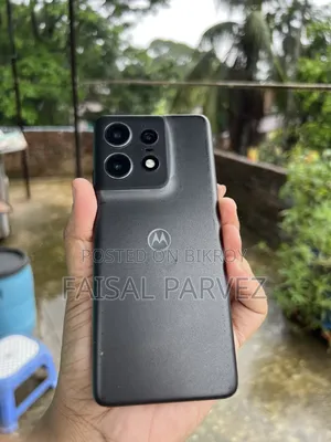 মটোরোলা এজ ৫০ প্রো ২৫৬ জিবি কালো