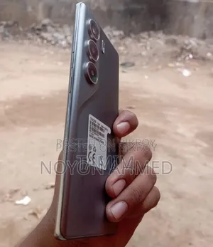 টেকনো ক্যামন ৪০ প্রো ৫জি ২৫৬ জিবি গ্রে