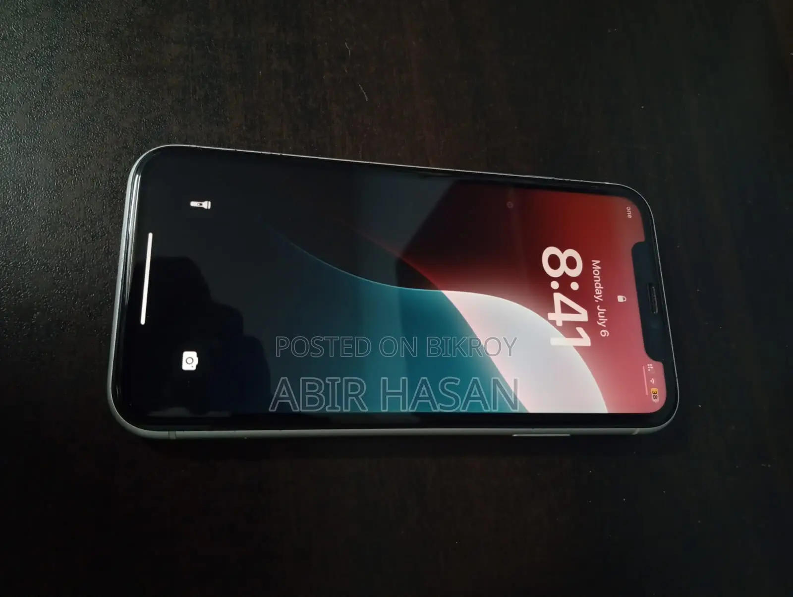 Apple iPhone XR 64 GB White