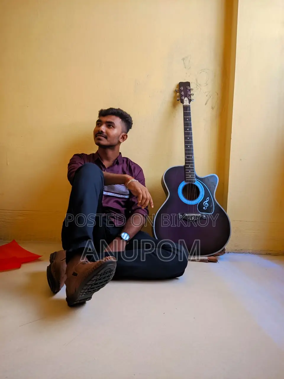 গিটার বিক্রির জন্য