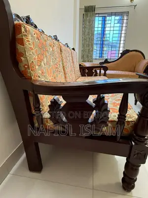 সোফা বিক্রয়ের জন্য