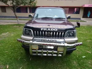 Toyota Land Cruiser Prado 2000 Red