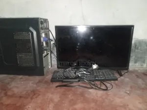 Desktop Computer Asus 8GB Intel Core I3 HDD+SSD 1T