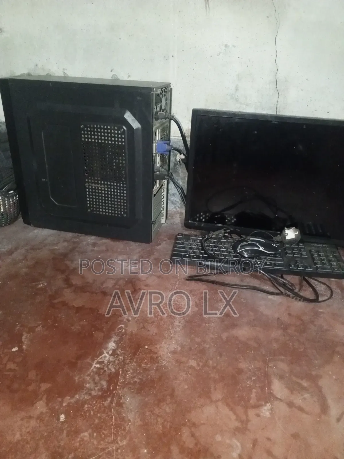Desktop Computer Asus 8GB Intel Core I3 HDD+SSD 1T