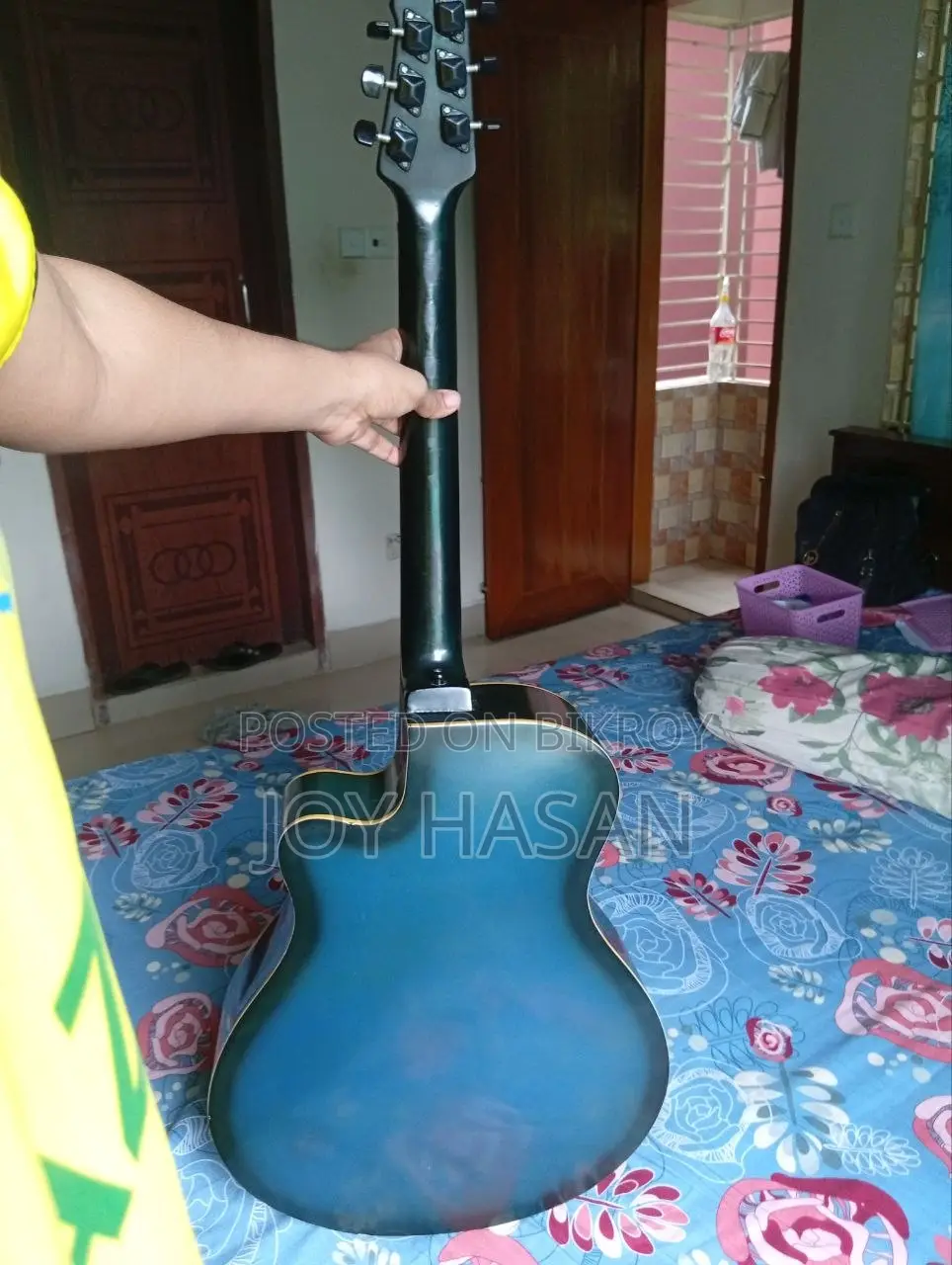 Yamaha Guitar