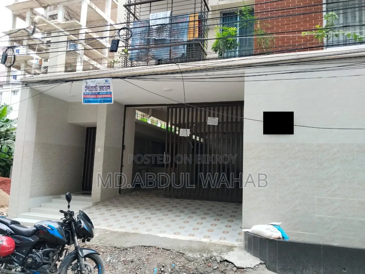 3-bedroom Apartment in Aftab Nagar for Rent