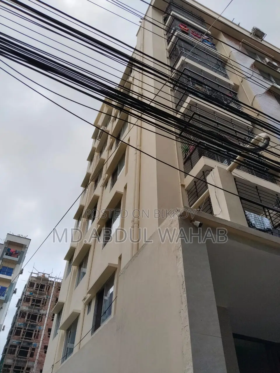 3-bedroom Apartment in Aftab Nagar for Rent