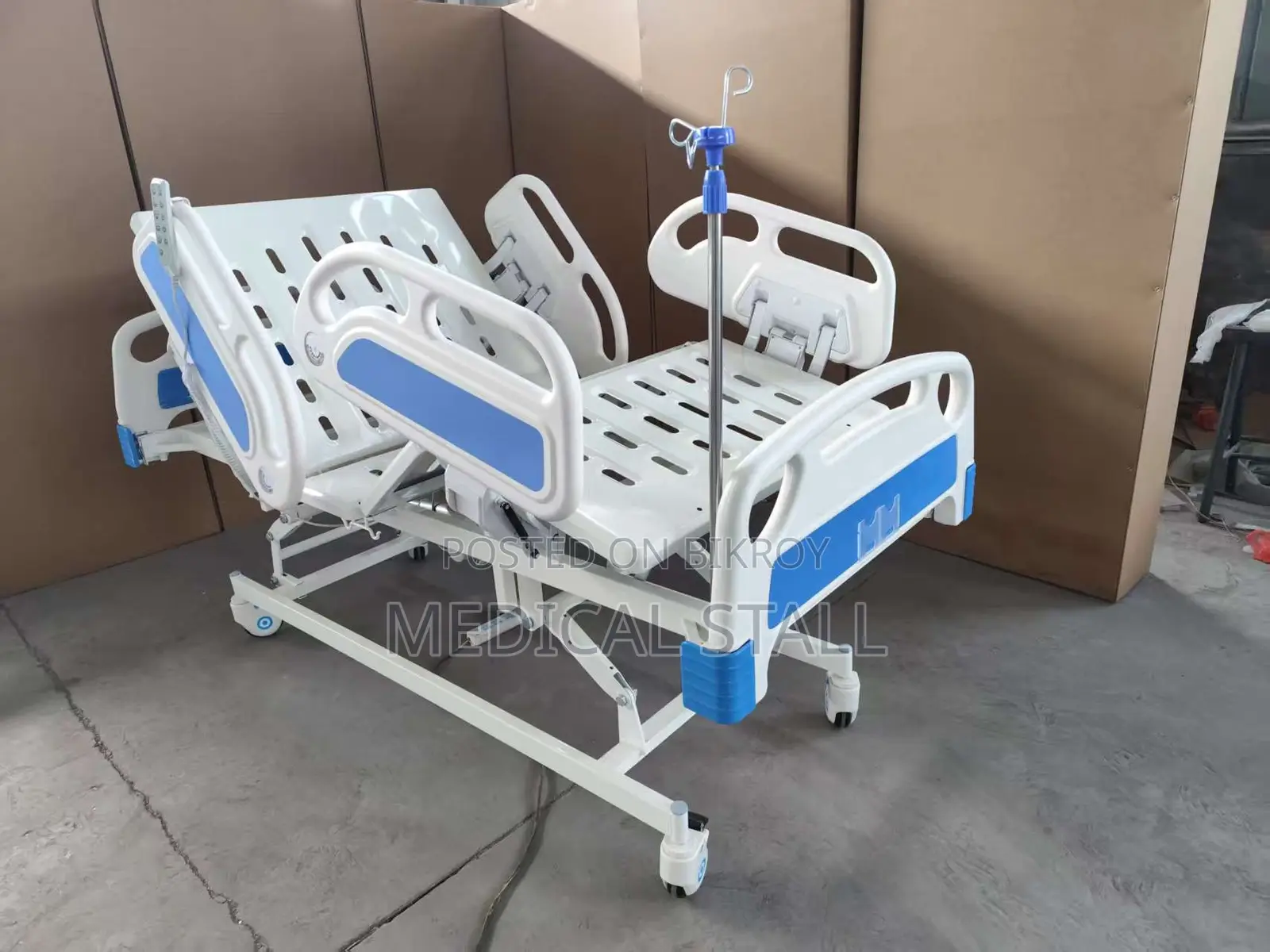 Electric ICU Five (5) Crank Patient Bed